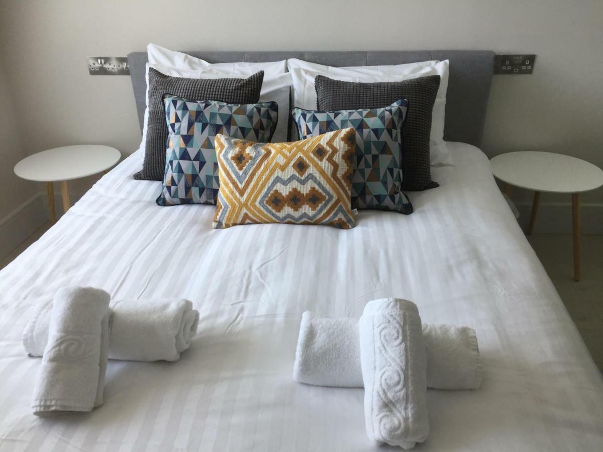 Saltwater Suites At Fistral New Quay Esterno foto