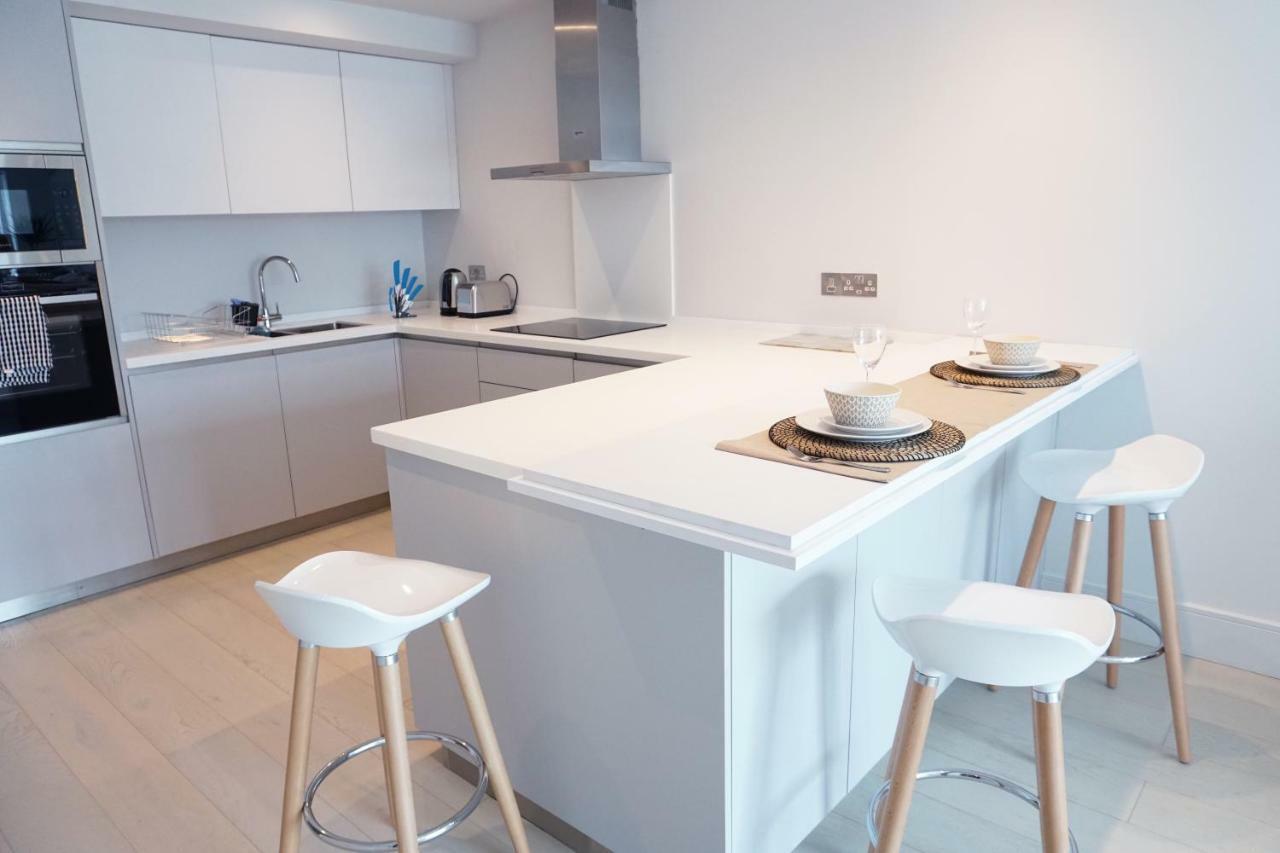 Saltwater Suites At Fistral New Quay Esterno foto