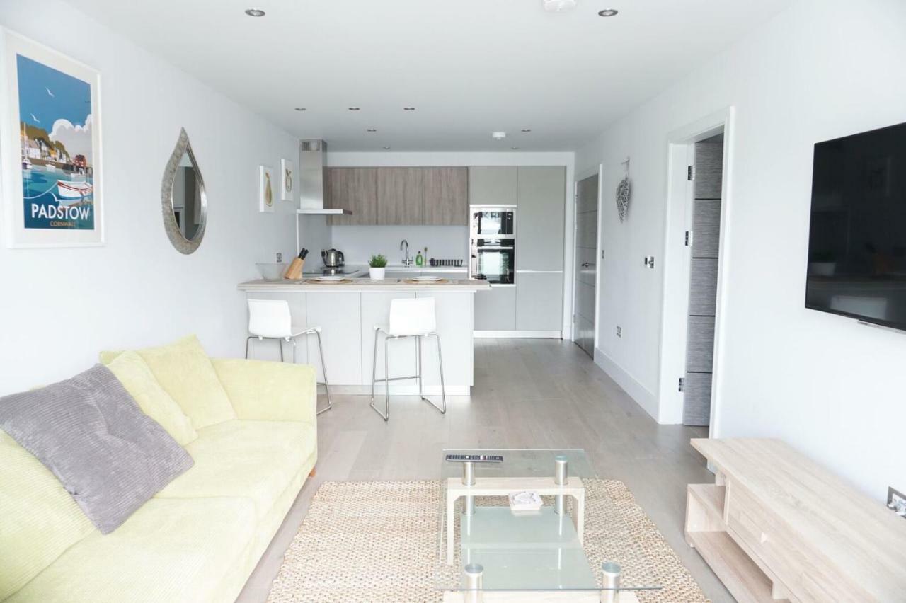 Saltwater Suites At Fistral New Quay Esterno foto