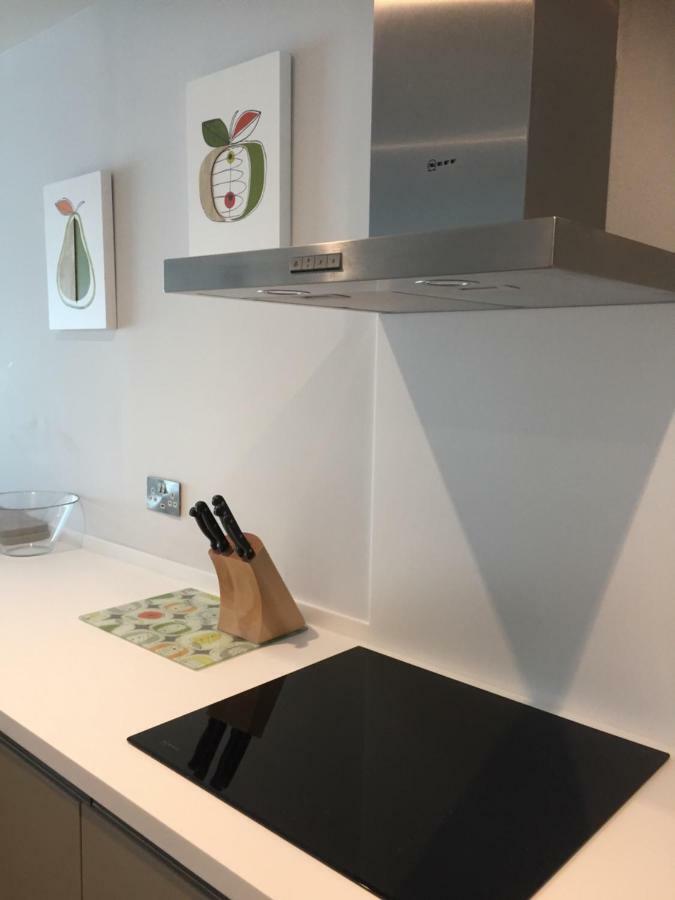 Saltwater Suites At Fistral New Quay Esterno foto