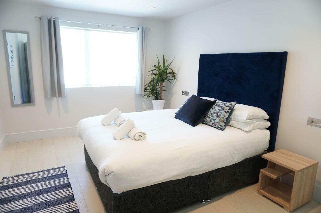 Saltwater Suites At Fistral New Quay Esterno foto