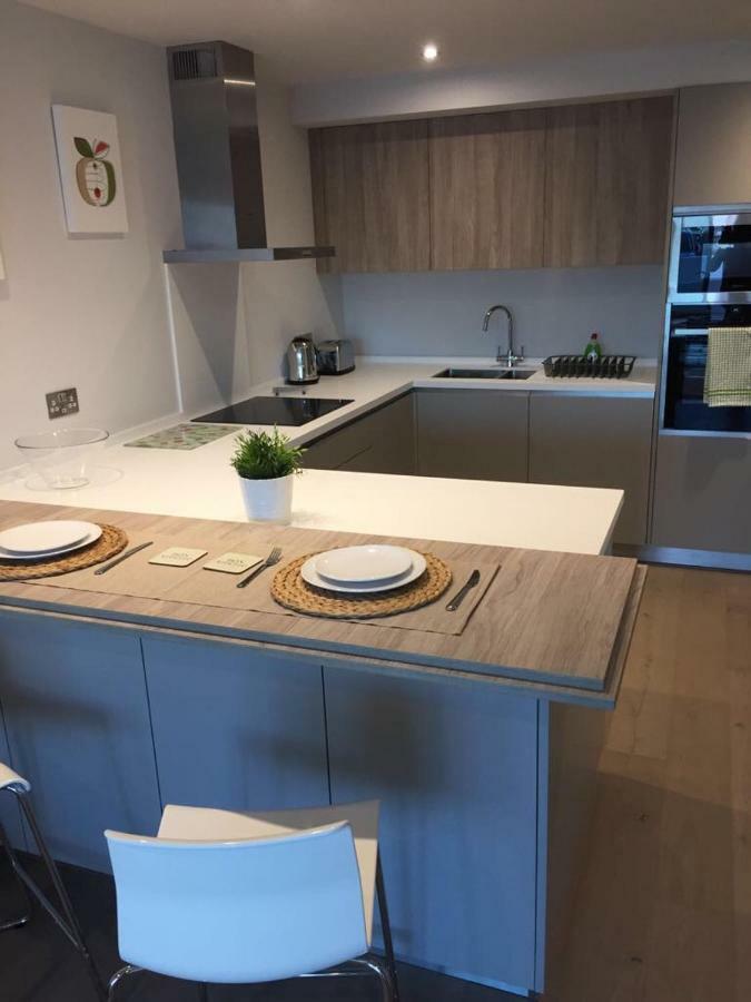 Saltwater Suites At Fistral New Quay Esterno foto
